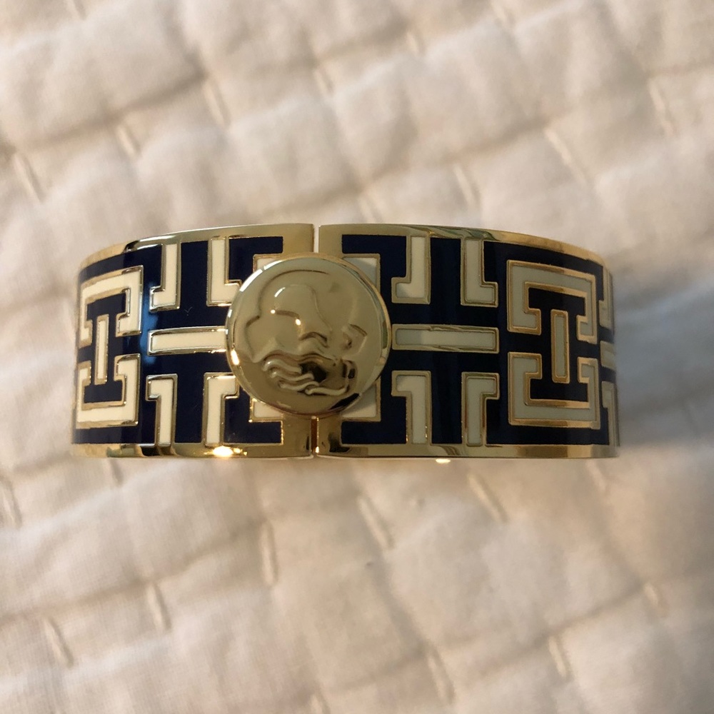 Cuff bracelet